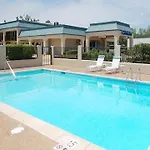 Days Inn By Wyndham Pearl/Jackson Airport 